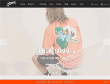 Tablet Screenshot of minervastreetwear.com